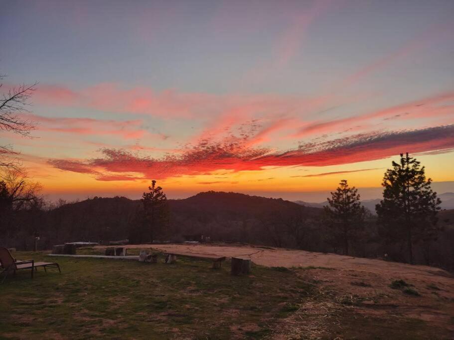 Campground At Sequoia Mountain Farms - Bring Your Own Tent Or Rv - No Bedrooms Or Beds Provided Miramonte Bagian luar foto
